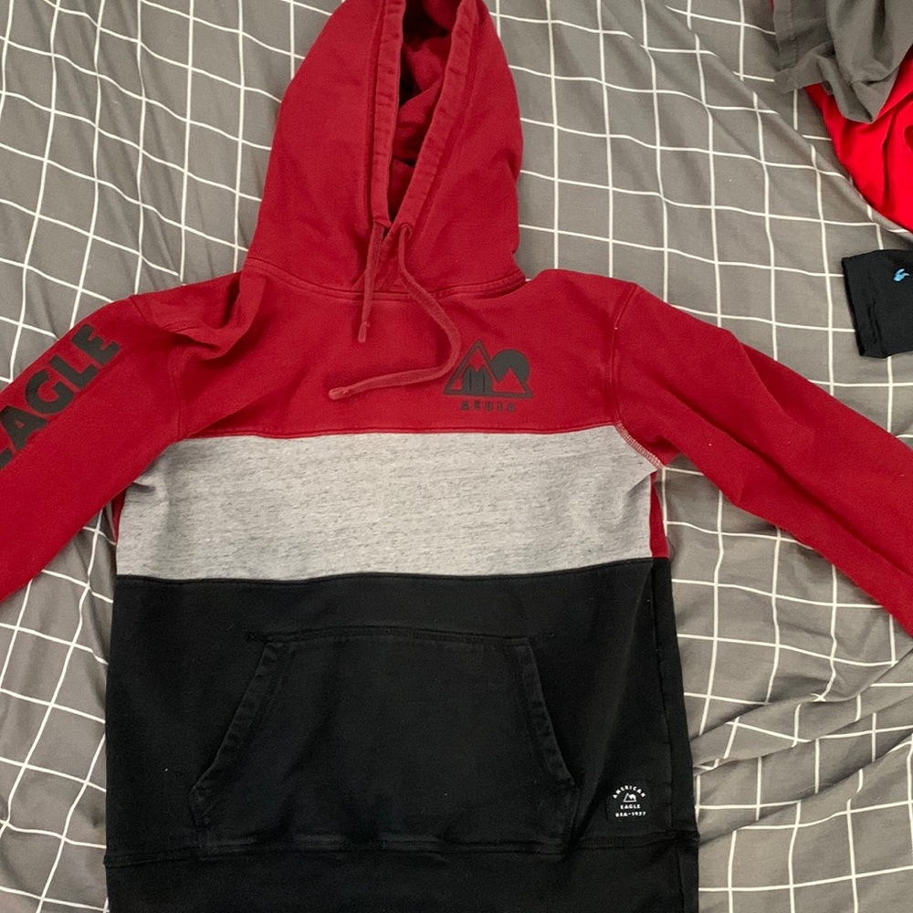 American eagle sweatshirt